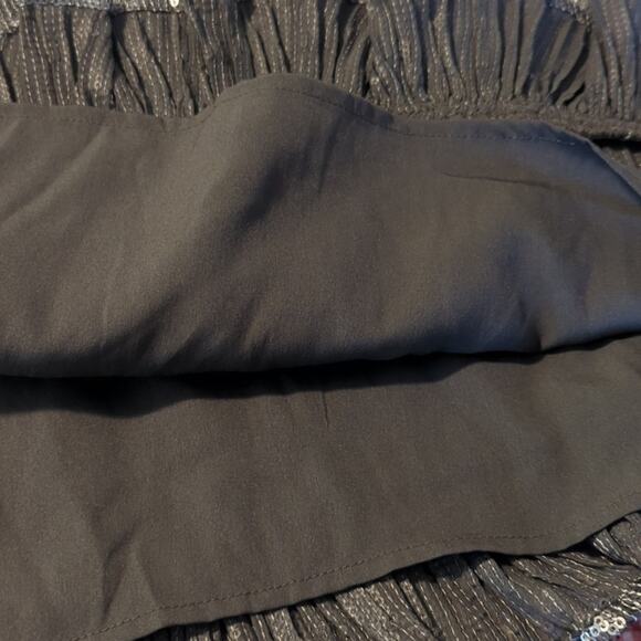 Anthropologie Silver Sequin Ruffle Hem Cami Top Women's Size 14 - Picture 7 of 14